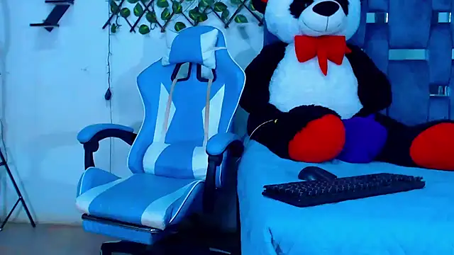 Hakim prettynigg online show from November 2025 05:36:02 PM