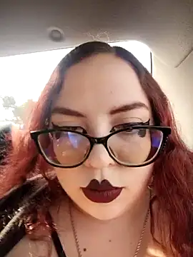 alicce moon  online show from April 2026 09:49:02 PM