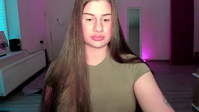 Snapshot of JuicyHelenX chatting on May 2026 06:15:02 PM JuicyHelenX online show from May 2026 06:15:02 PM