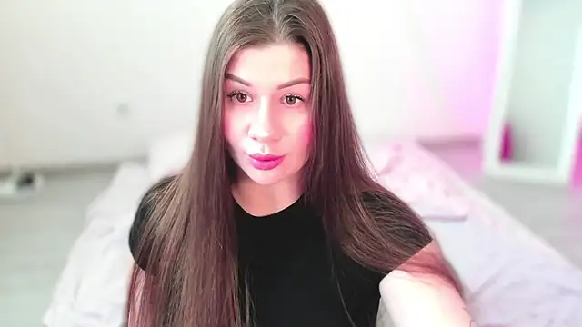 Snapshot of JuicyHelenX chatting on June 2026 10:08:02 AM JuicyHelenX online show from June 2026 10:08:02 AM