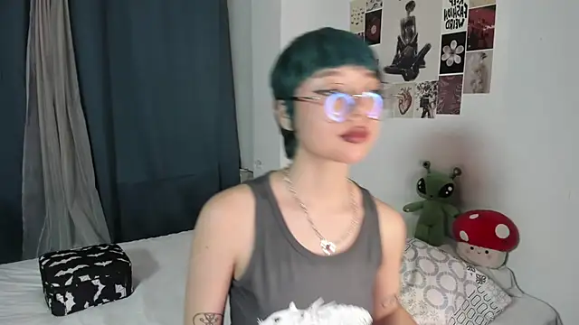 acid candy  online show from October 2025 12:00:01 AM