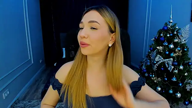 Snapshot of GracefulLook chatting on December 2024 03:38:02 AM GracefulLook online show from December 2024 03:38:02 AM