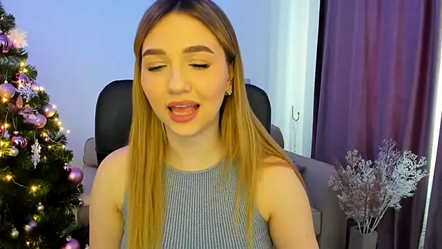 Snapshot of GracefulLook chatting on December 2024 09:50:02 AM GracefulLook online show from December 2024 09:50:02 AM