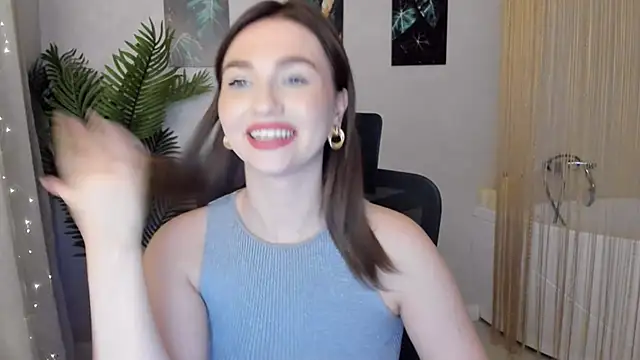 Snapshot of GracefulLook chatting on February 2025 04:36:01 PM GracefulLook online show from February 2025 04:36:01 PM