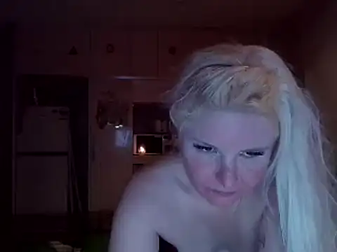 qvncrazy online show from February 2025 10:05:02 AM