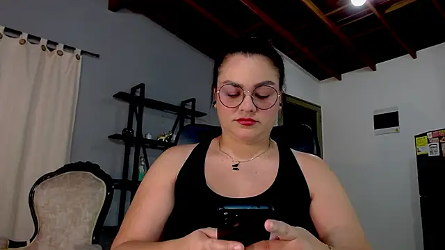 Snapshot of maela1 chatting on September 2025 11:29:01 PM maela1 online show from September 2025 11:29:01 PM