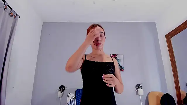 Estrella Duran online show from July 2026 12:23:01 PM
