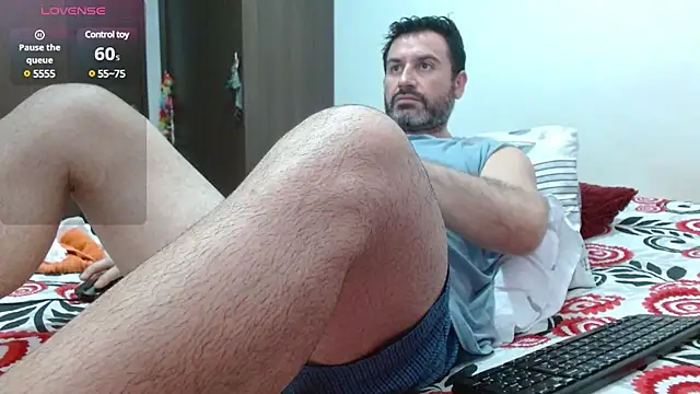Snapshot of rodrher81 chatting on February 2025 03:09:01 PM rodrher81 online show from February 2025 03:09:01 PM