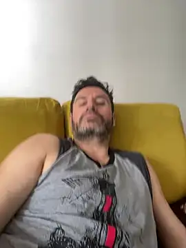 Snapshot of rodrher81 chatting on March 2025 01:07:01 PM rodrher81 online show from March 2025 01:07:01 PM