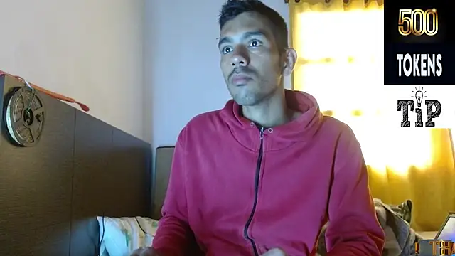 Snapshot of JohanyLatino chatting on April 2026 08:57:01 PM JohanyLatino online show from April 2026 08:57:01 PM