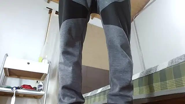 JohanyLatino online show from July 2026 11:47:02 PM