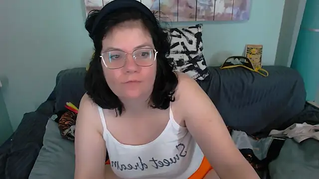 EverlyRays online show from September 2025 04:19:02 PM