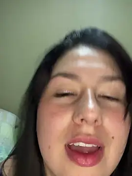 paula232 online show from December 2024 01:28:01 AM