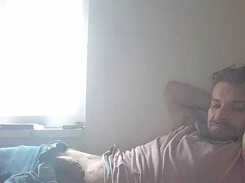 Snapshot of Bigdadyy98 chatting on February 2026 01:04:01 PM Bigdadyy98 online show from February 2026 01:04:01 PM