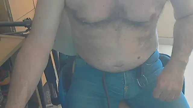 Snapshot of angelgarcia269 chatting on December 2024 12:06:01 PM angelgarcia269 online show from December 2024 12:06:01 PM