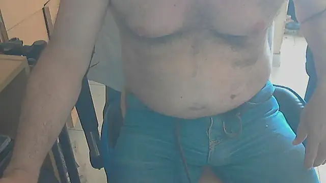 Snapshot of angelgarcia269 chatting on February 2025 01:18:02 PM angelgarcia269 online show from February 2025 01:18:02 PM