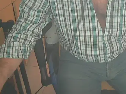 Snapshot of angelgarcia269 chatting on March 2025 03:23:02 PM angelgarcia269 online show from March 2025 03:23:02 PM