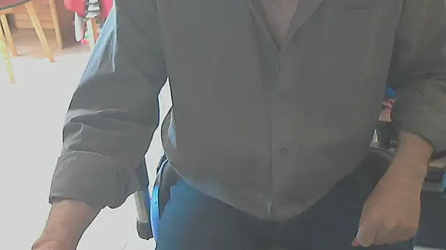 Snapshot of angelgarcia269 chatting on October 2025 11:21:01 AM angelgarcia269 online show from October 2025 11:21:01 AM