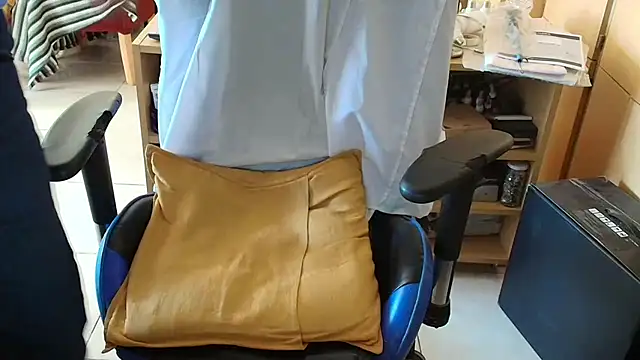 Snapshot of angelgarcia269 chatting on November 2025 11:11:02 AM angelgarcia269 online show from November 2025 11:11:02 AM