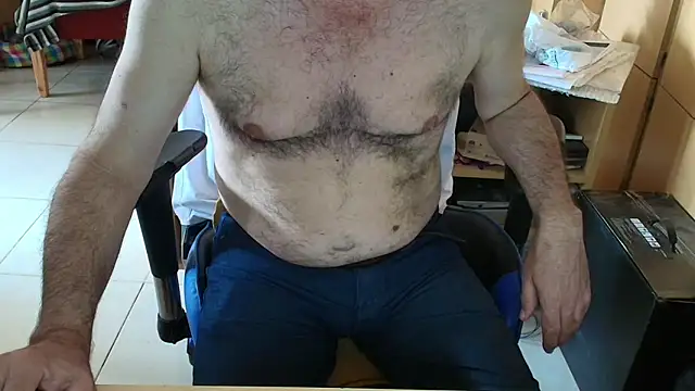 angelgarcia269 online show from November 2025 12:00:02 PM