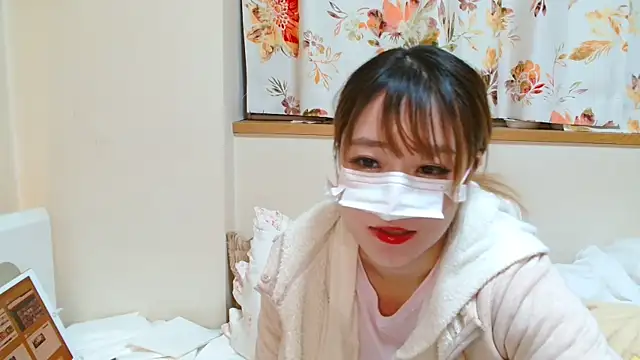 Snapshot of liliyRiSAcha-n chatting on December 2024 06:55:02 PM liliyRiSAcha-n online show from December 2024 06:55:02 PM