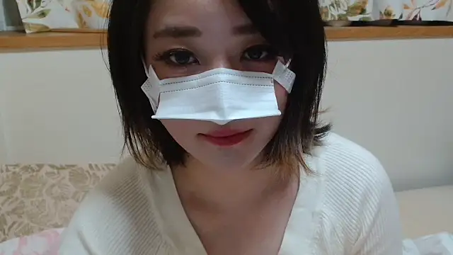 Snapshot of liliyRiSAcha-n chatting on November 2025 08:26:02 AM liliyRiSAcha-n online show from November 2025 08:26:02 AM