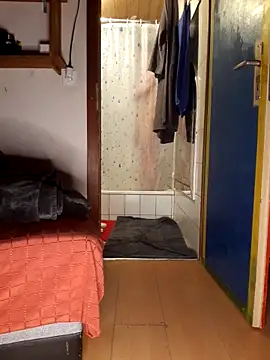 Snapshot of Cridere chatting on March 2025 06:47:01 AM Cridere online show from March 2025 06:47:01 AM