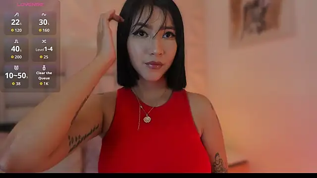 Snapshot of emma_woods_ chatting on October 2025 08:28:01 PM emma woods  online show from October 2025 08:28:01 PM