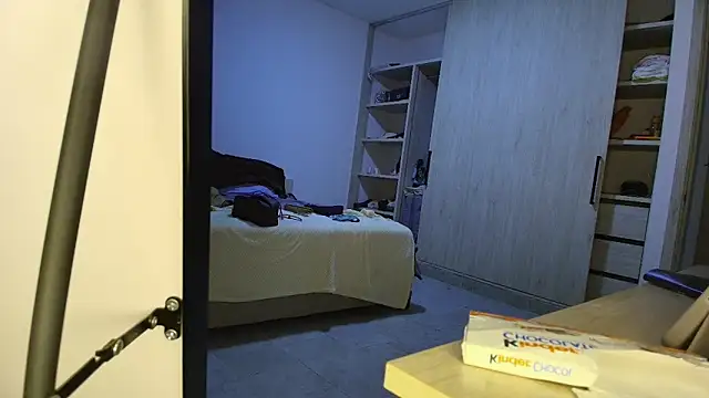 roxana collins online show from March 2026 03:23:01 AM