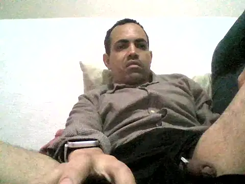 KingZilla2023 online show from April 2026 08:20:02 PM