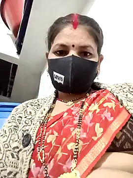 Snapshot of Riyaa-Devi chatting on December 2024 05:40:01 PM Riyaa-Devi online show from December 2024 05:40:01 PM