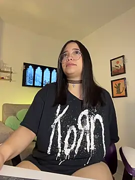 Snapshot of tati_reyess chatting on November 2025 12:22:02 PM tati reyess online show from November 2025 12:22:02 PM