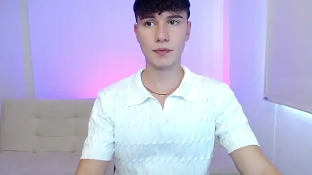 Snapshot of adrian_morelly chatting on April 2026 07:30:02 PM adrian morelly online show from April 2026 07:30:02 PM