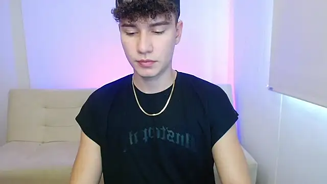 Snapshot of adrian_morelly chatting on April 2026 07:07:01 PM adrian morelly online show from April 2026 07:07:01 PM