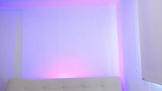 Snapshot of adrian_morelly chatting on April 2026 06:10:02 PM adrian morelly online show from April 2026 06:10:02 PM