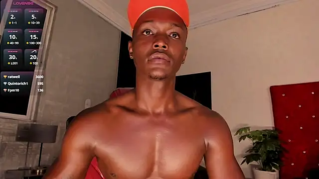 Snapshot of DannSmmith chatting on January 2025 09:08:02 AM DannSmmith online show from January 2025 09:08:02 AM