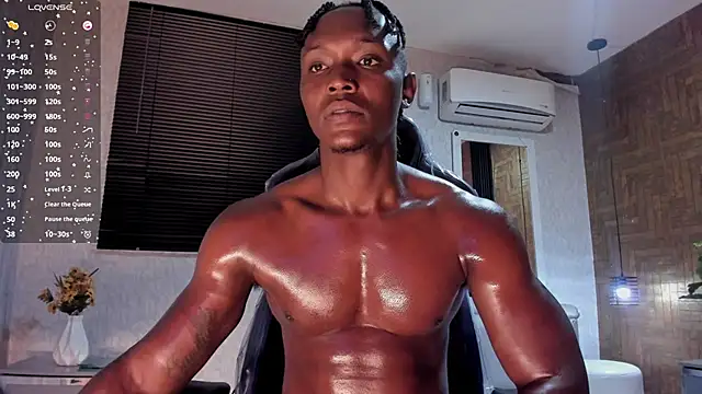 Snapshot of DannSmmith chatting on September 2025 06:40:01 AM DannSmmith online show from September 2025 06:40:01 AM