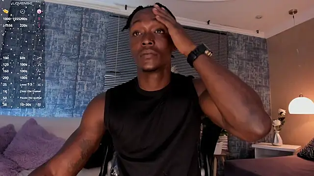 Snapshot of DannSmmith chatting on September 2025 06:51:02 AM DannSmmith online show from September 2025 06:51:02 AM