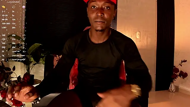 Snapshot of DannSmmith chatting on November 2025 11:53:02 AM DannSmmith online show from November 2025 11:53:02 AM