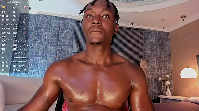 Snapshot of DannSmmith chatting on December 2025 07:36:01 AM DannSmmith online show from December 2025 07:36:01 AM