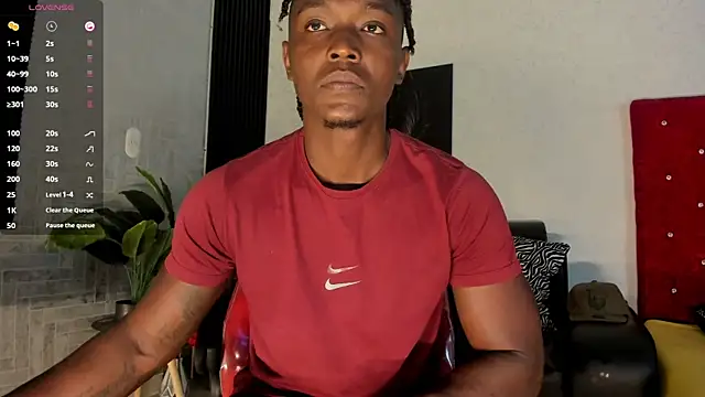 Snapshot of DannSmmith chatting on December 2025 11:19:01 AM DannSmmith online show from December 2025 11:19:01 AM