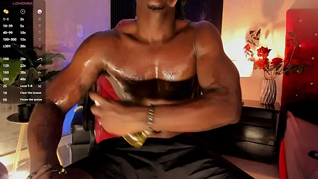 Snapshot of DannSmmith chatting on February 2026 04:52:01 AM DannSmmith online show from February 2026 04:52:01 AM