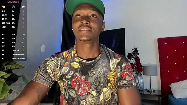 Snapshot of DannSmmith chatting on March 2026 07:10:01 AM DannSmmith online show from March 2026 07:10:01 AM