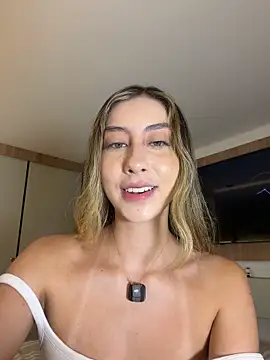 Snapshot of lua_ferch__ chatting on May 2026 01:25:02 AM lua ferch online show from May 2026 01:25:02 AM