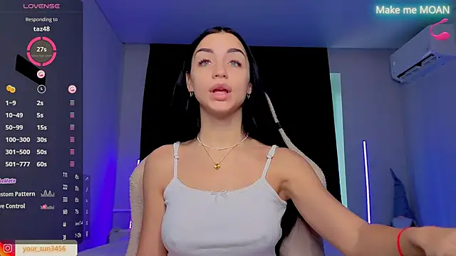 Kemi  Jordan online show from September 2025 10:52:01 AM