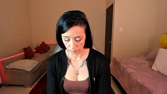 Kristen Garner online show from June 2026 07:26:01 PM