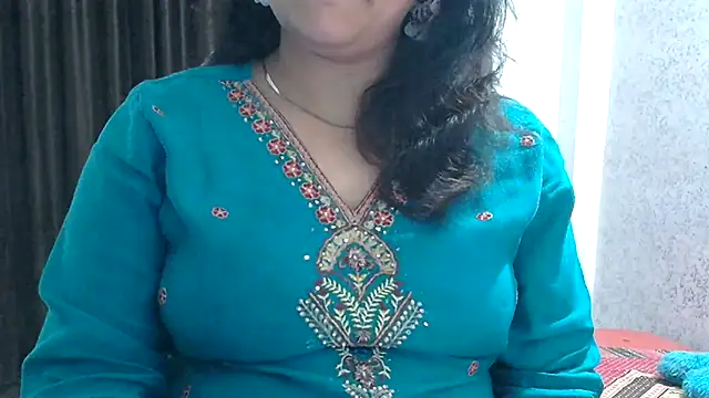 Snapshot of Maria_55 chatting on April 2026 05:43:02 AM Maria 55 online show from April 2026 05:43:02 AM