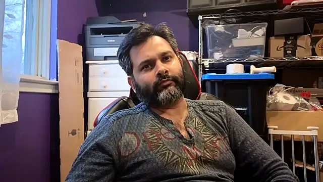 Snapshot of Sakhtlaundaz chatting on March 2026 11:00:01 PM Sakhtlaundaz online show from March 2026 11:00:01 PM