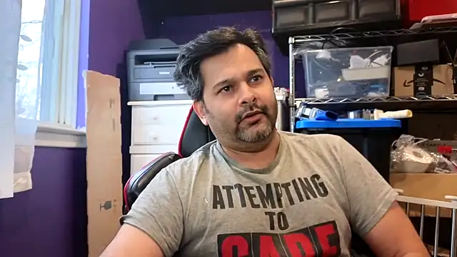 Snapshot of Sakhtlaundaz chatting on April 2026 01:49:01 PM Sakhtlaundaz online show from April 2026 01:49:01 PM