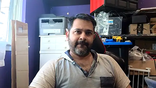 Snapshot of Sakhtlaundaz chatting on May 2026 02:03:02 PM Sakhtlaundaz online show from May 2026 02:03:02 PM